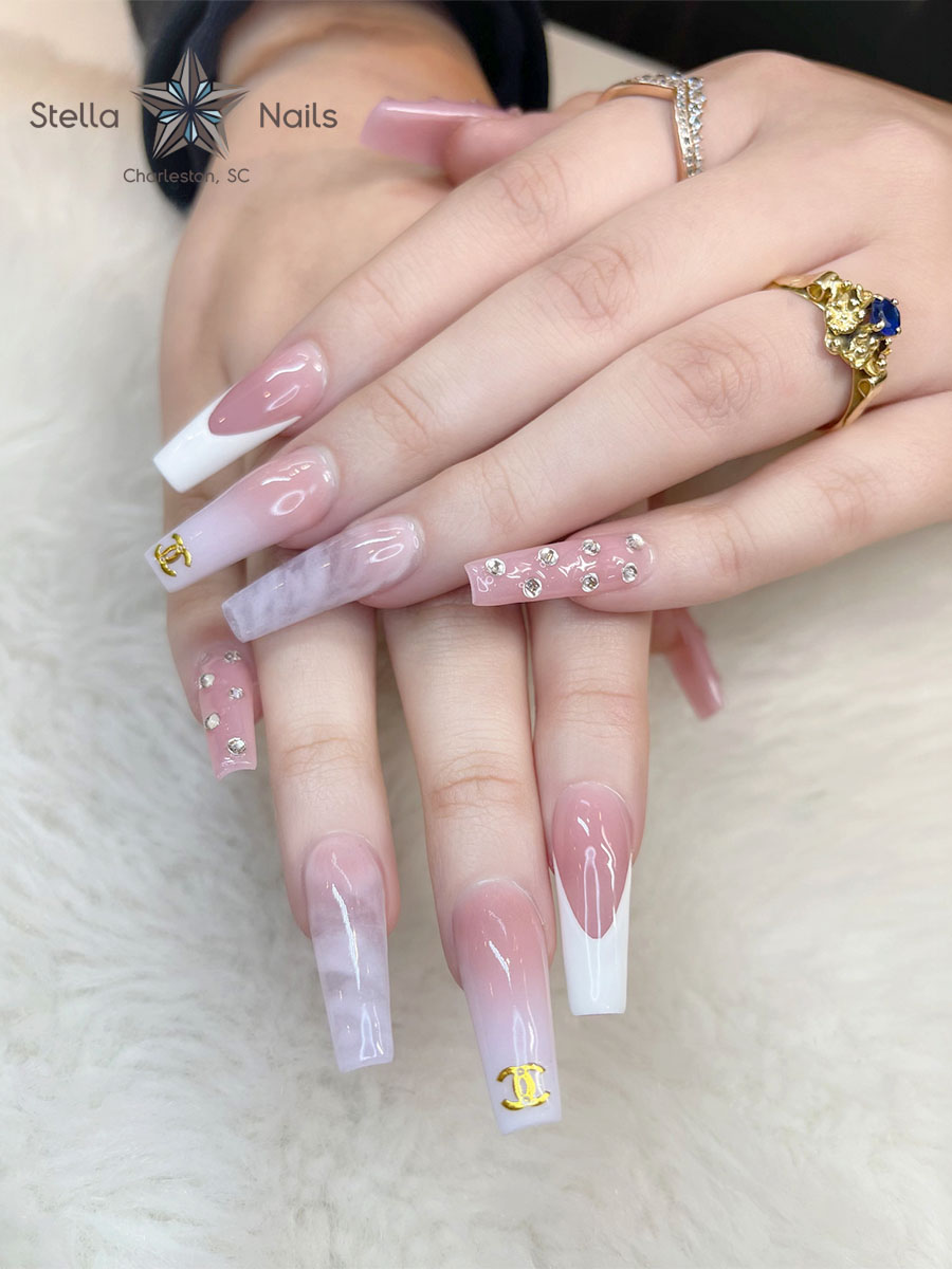  Stella Nails